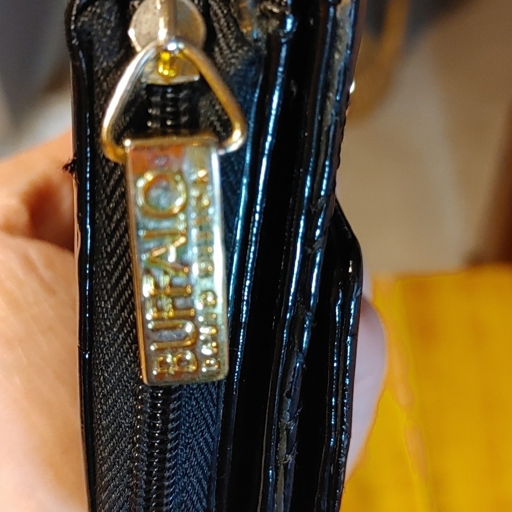 BUFFALO DAVID BITTON WALLET - Picture 7 of 9